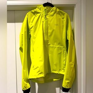 NWOT Rapha neon windbreaker jacket cycling/biking